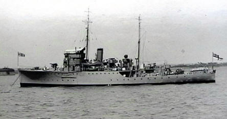 HMS Halcyon - Halcyon Class Minesweeper