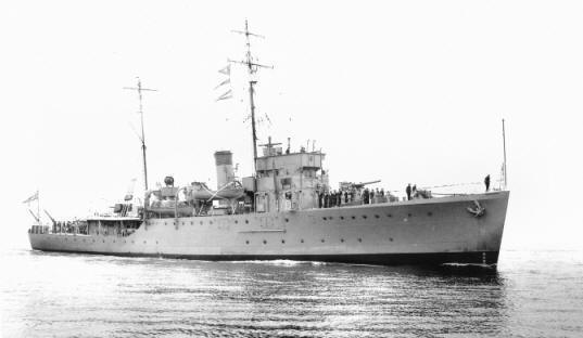 HMS Halcyon - Halcyon Class Minesweeper