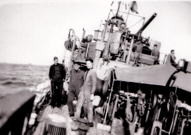 HMS Hazard - deck view