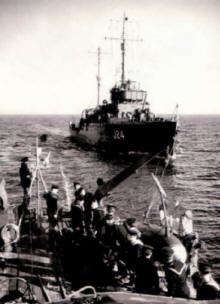 HMS Hazard & HMS Hebe IWM A1350