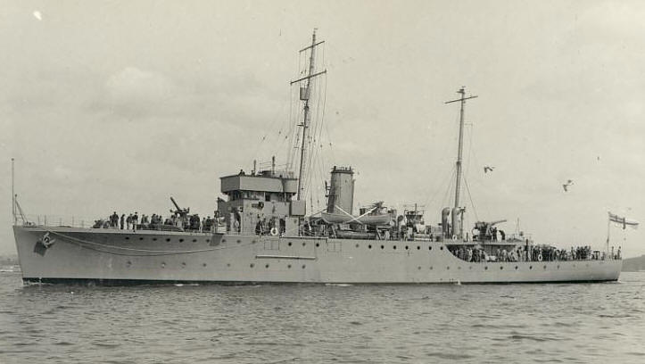 HMS Leda - Halcyon Class Minesweeper