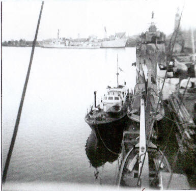 HMS Sharpshooter looking aft